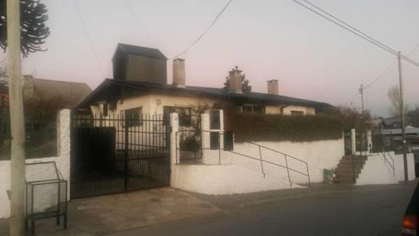Casa Familiar Zarza Mora Appartement Bariloche Buitenkant foto